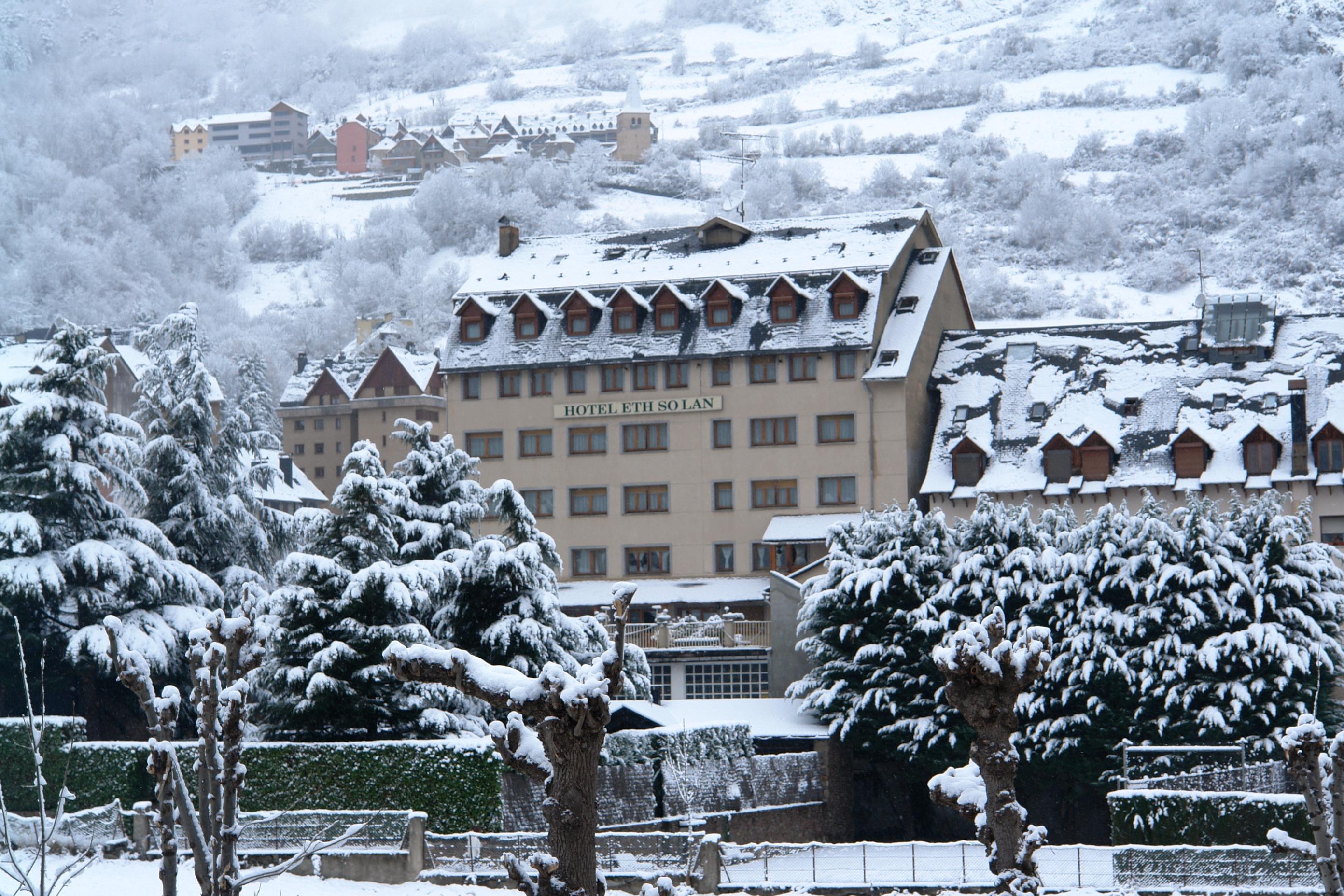 Hotel Eth Solan & Spa Βιέλα Εξωτερικό φωτογραφία