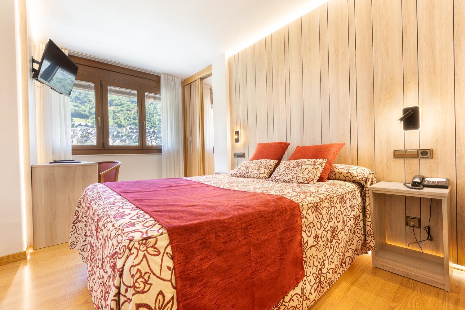 Hotel Eth Solan & Spa Βιέλα Εξωτερικό φωτογραφία